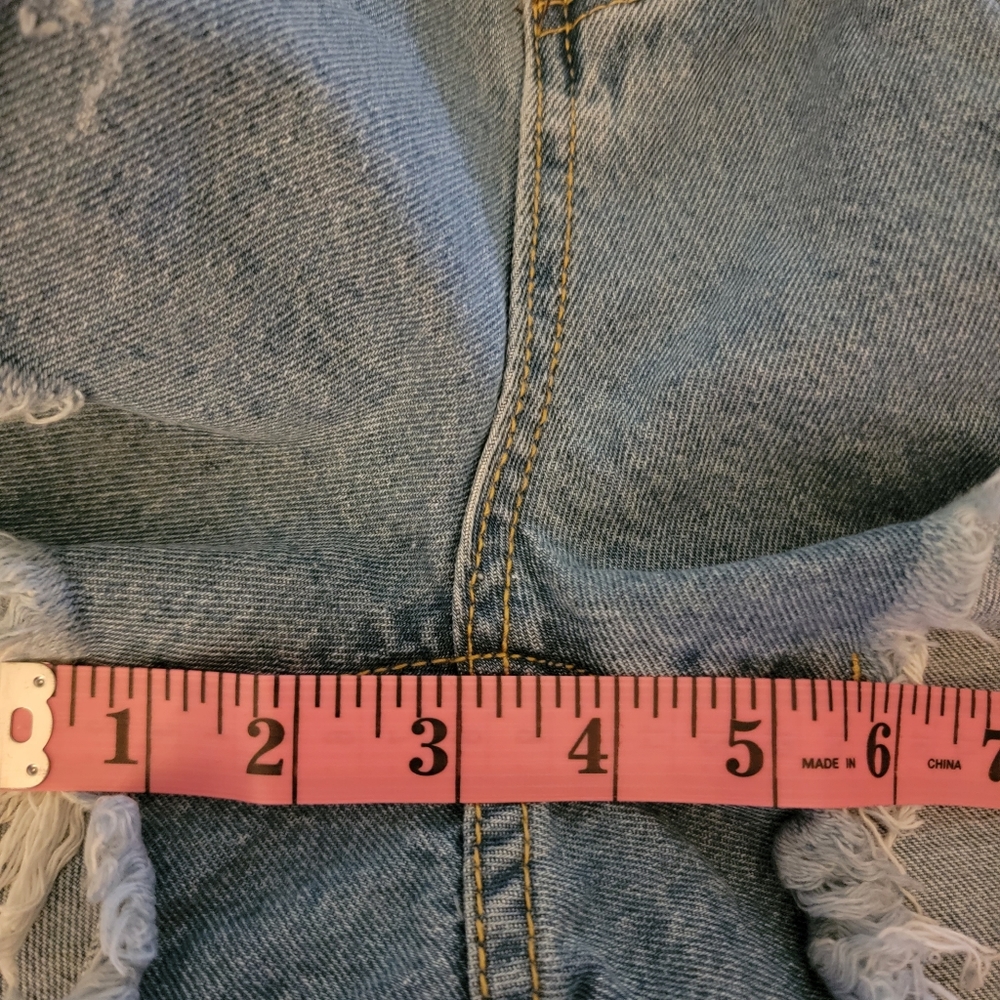EUC Shein Jean Shorts  Women's SM - Picture 11 of 13